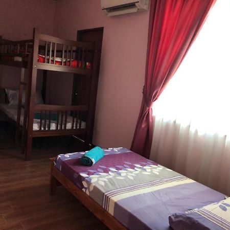Homestay D' Sepangar Hills Kota Kinabalu Exterior photo